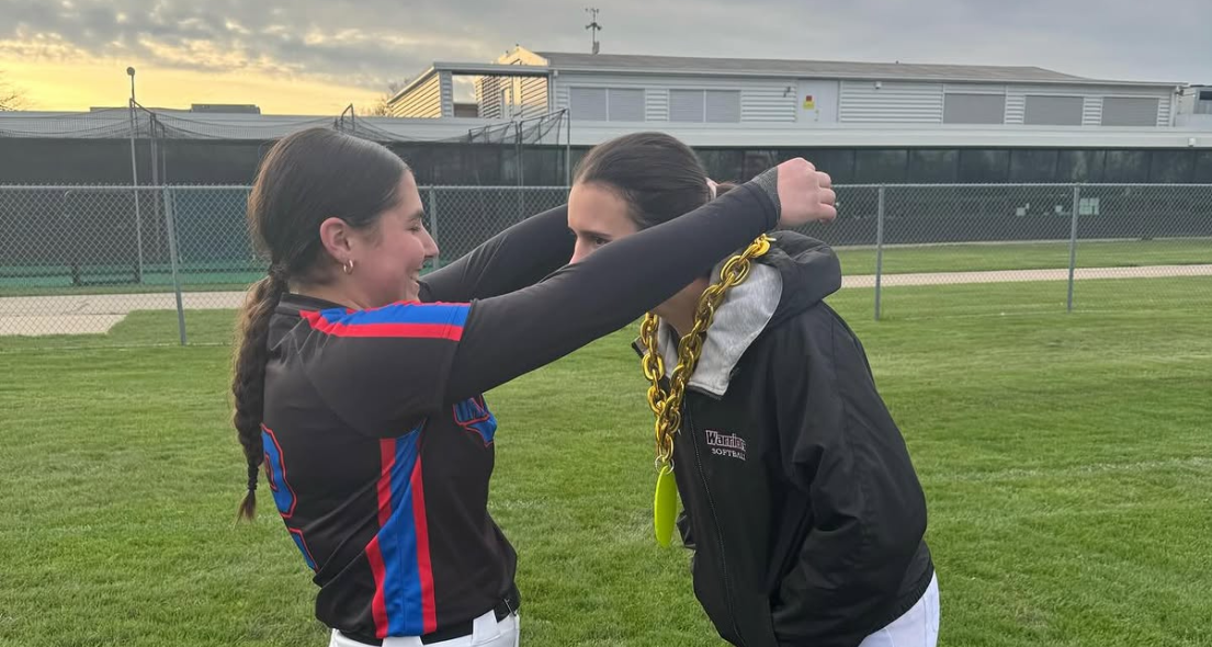 Junior Marin Kileen being given the gold chain after a monster performance.