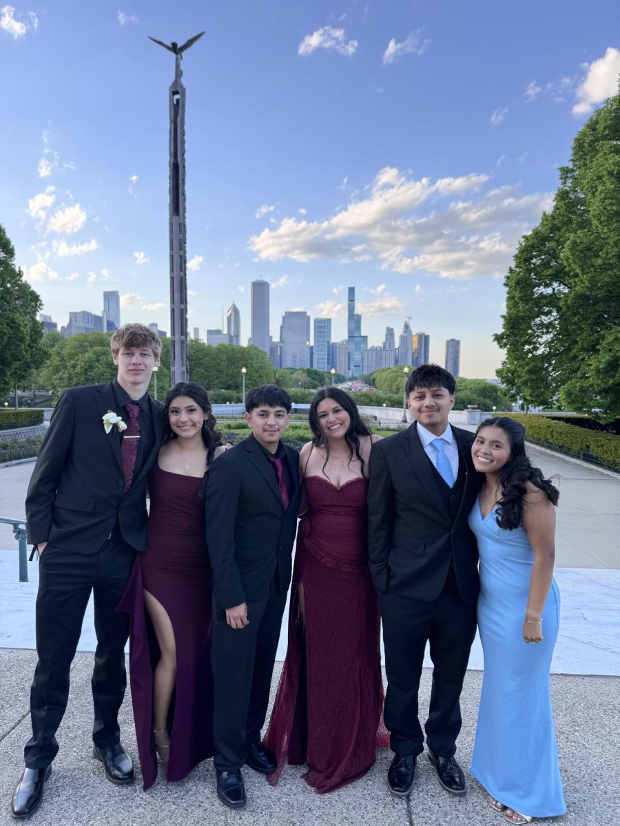 Highland Park seniors (from left to right: Jacob Dillon, Valeria Rodriguez, Julio Alcala, Melanie Villegas, Erik Lopez Cruz, and Jocelyn Ortega) on the North Terrace of the Field Museum.